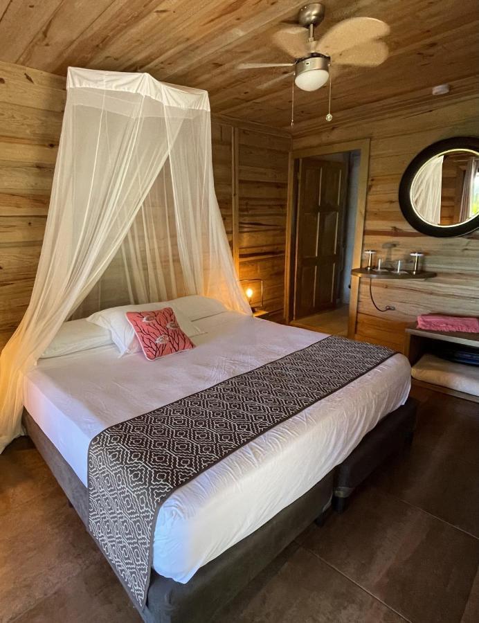 Eden Jungle Lodge Bocas del Toro Eksteriør bilde