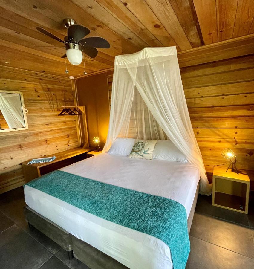 Eden Jungle Lodge Bocas del Toro Eksteriør bilde