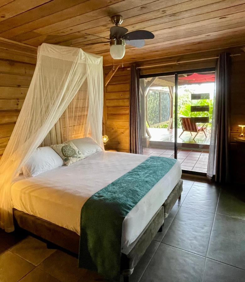 Eden Jungle Lodge Bocas del Toro Eksteriør bilde